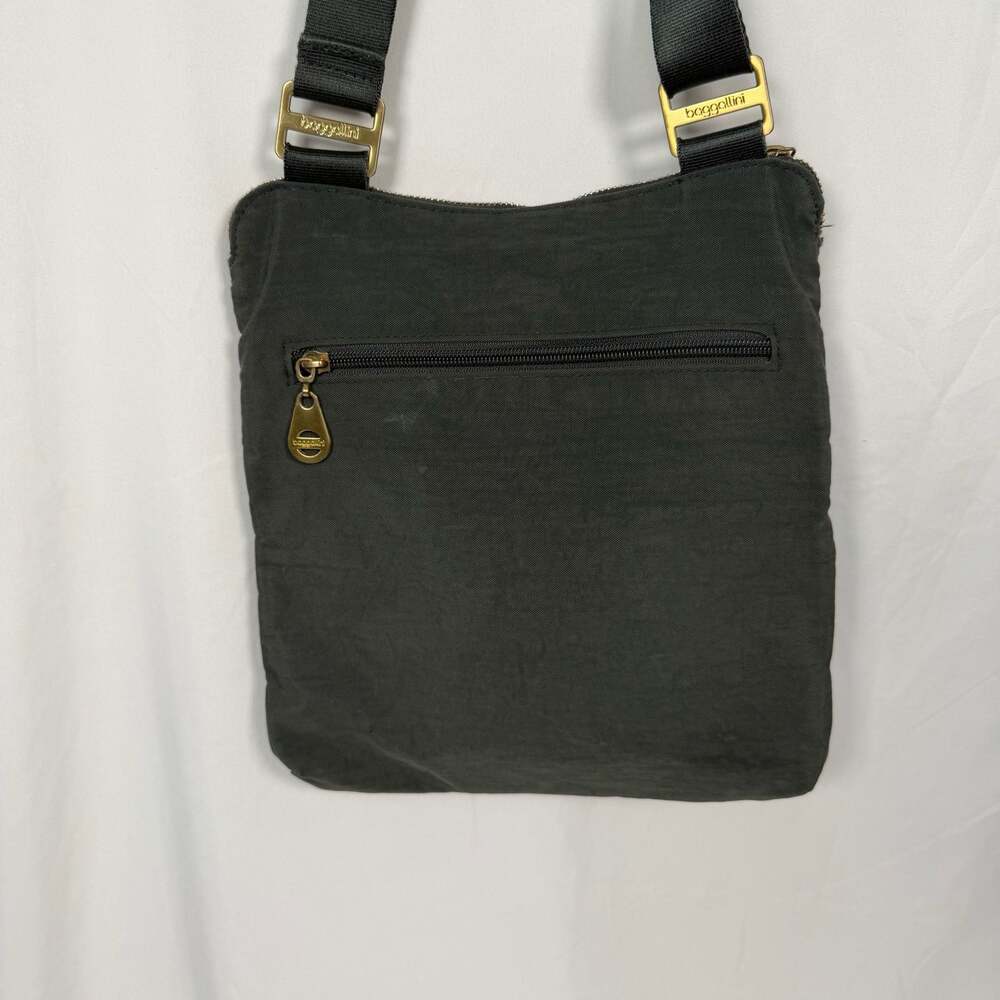 Baggallini Pocket Crossbody Bag Black Nylon with Gold Hardware - Picture 4 of 10